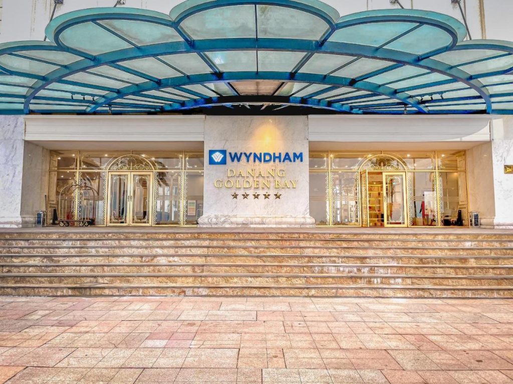 Khách sạn Wyndham Đà Nẵng Golden Bay